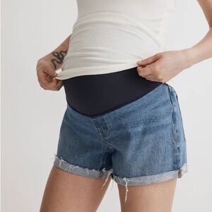 Madewell Maternity Over-The-Belly Denim Shorts in Coeling Wash